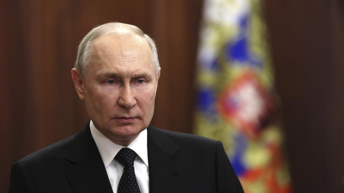 Vlamimir Putin afronta su peor crisis en 24 años de gobierno.