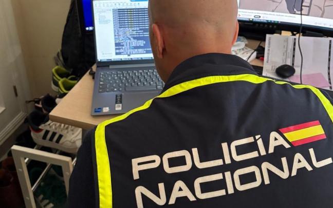 Imagen de archivo de un agente de la Policía Nacional