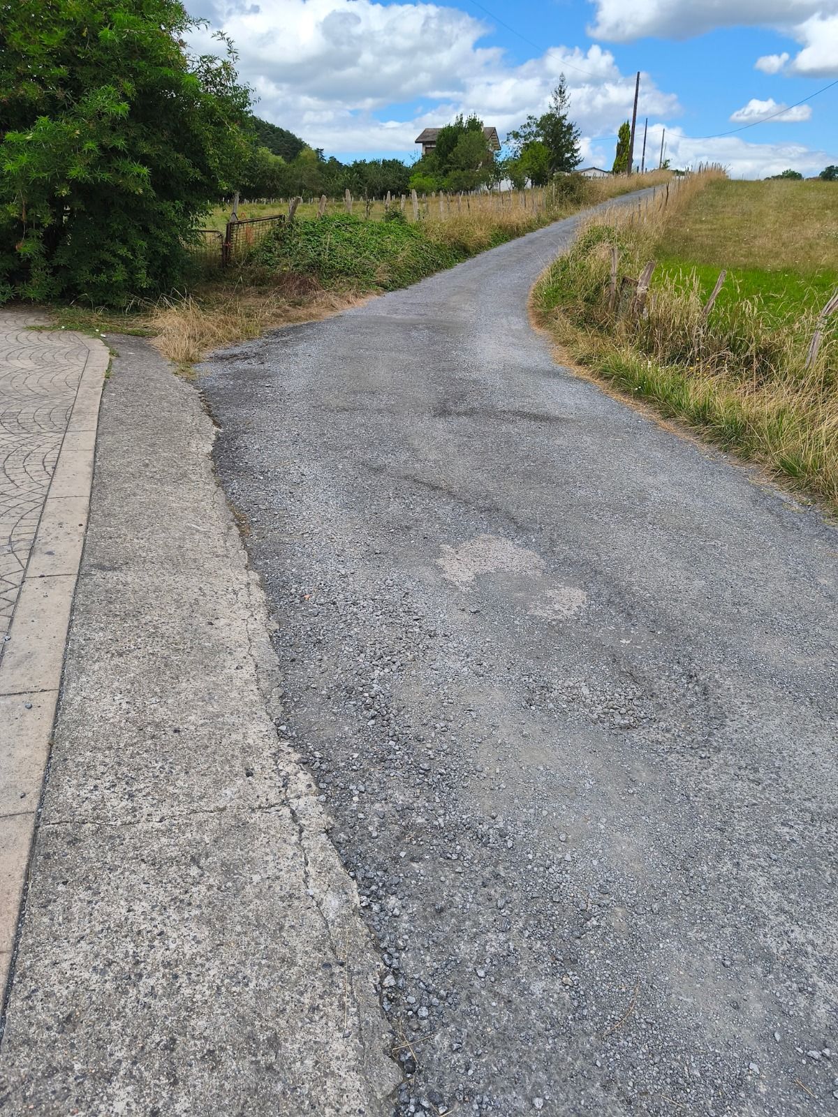 Etxegoien Bidea en Amurrio antes de la mejora