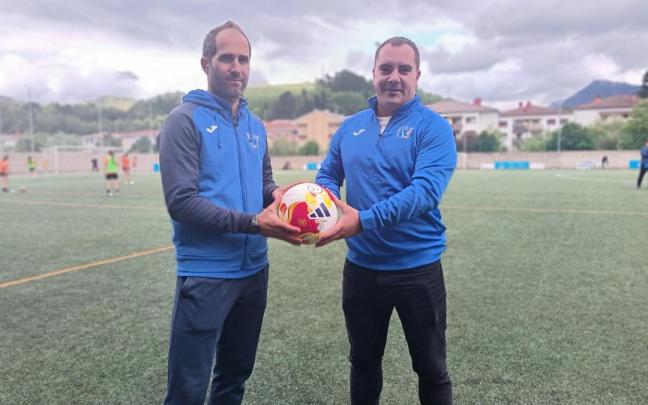 Barkero y Calzón hacen oficial el cambio en el banquillo de Tercera.