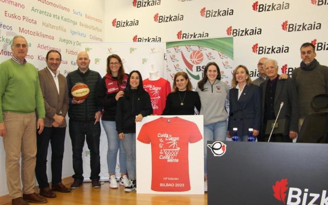 Presentación del proyecto, con las autoridades y las personas involucradas.