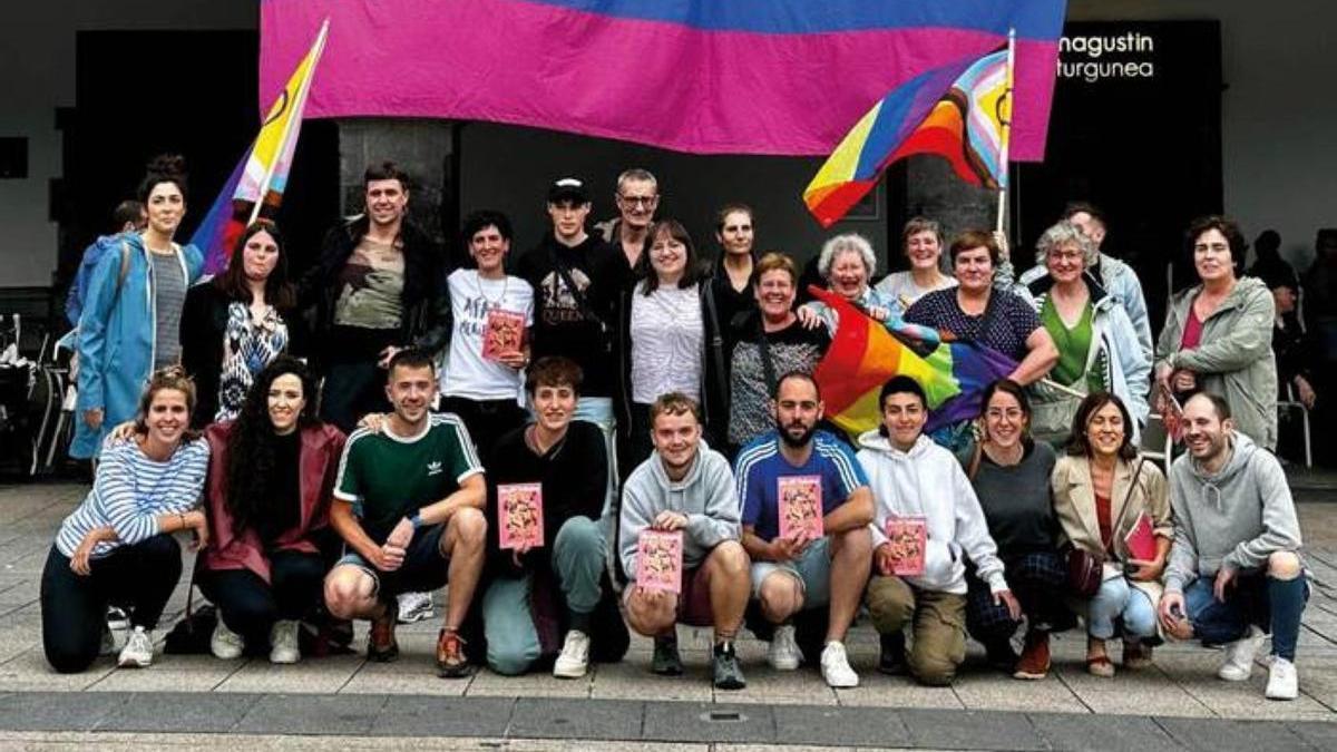 Participantes en uno de los encuentros llevados a cabo en Azpeitia a raíz del estudio sobre la realidad LGTBIQ+ en la localidad