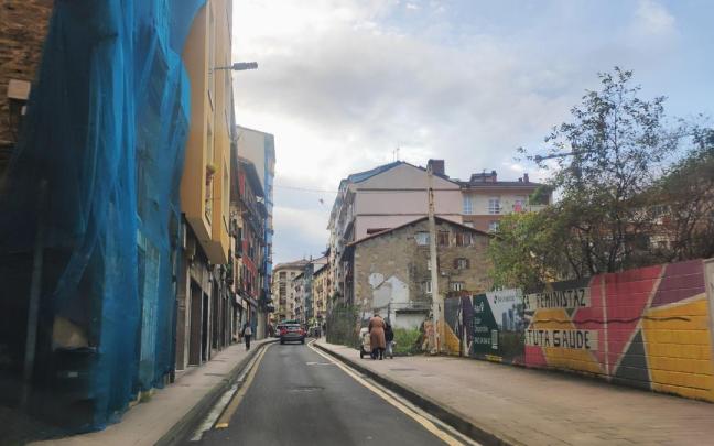 Vista en primer plano, del inmueble que se va a demoler en el plan de reurbanizacion integral del Arragueta.