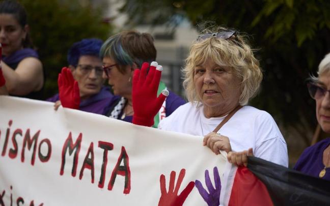 Asun Casasola, madre de Nagore Laffage, en la concentración desarrollada en Pamplona / Unai Beroiz Asun Casasola, madre de Nagore Laffage, en la concentración desarrollada en Pamplona