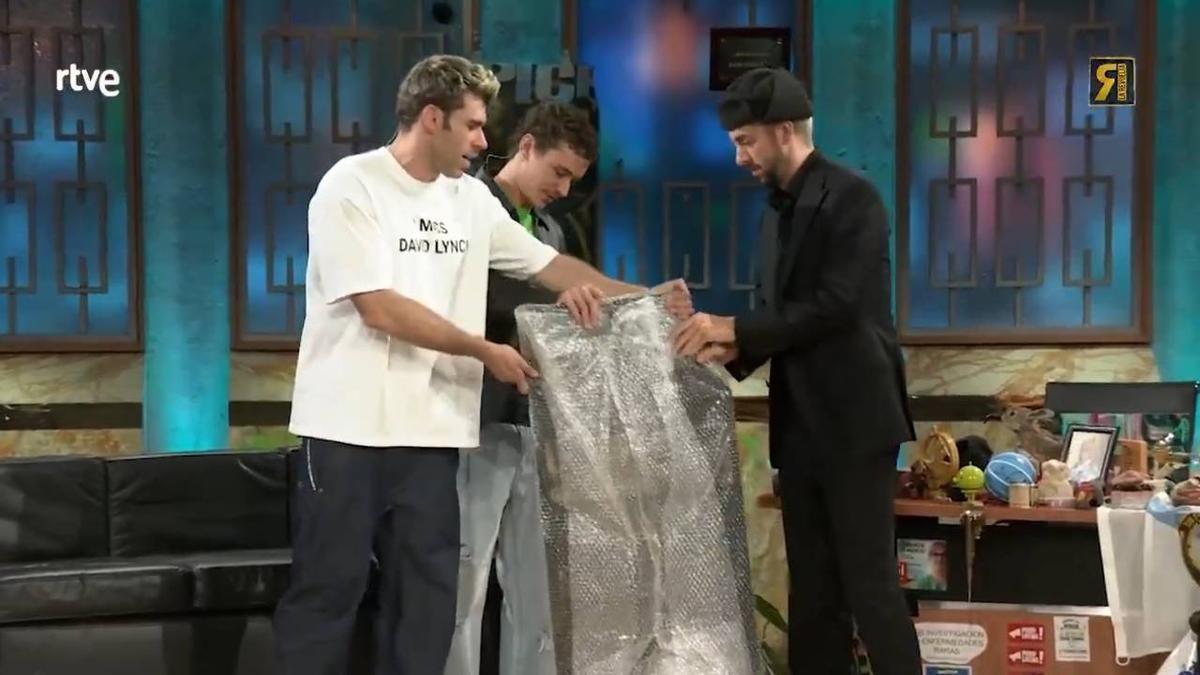 Arón Piper, Fernando Valdivielso y David Broncano en 'La Revuelta'