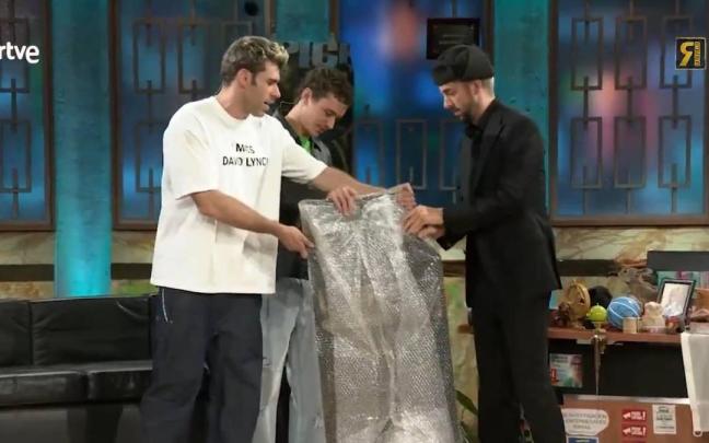 Arón Piper, Fernando Valdivielso y David Broncano en 'La Revuelta'