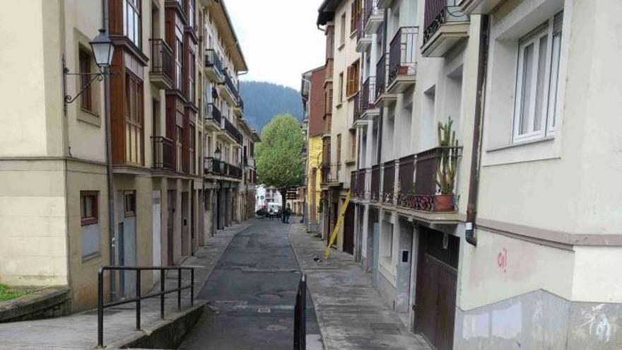 Una imagen de la zona de Mendiko kale, que se someterá a un ‘lifting’ urbanístico.
