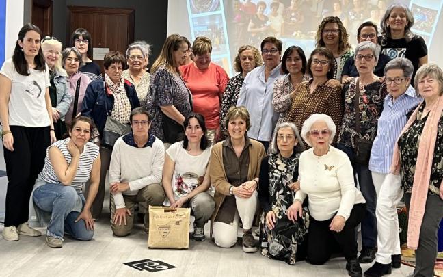 El grupo de las tejedoras ha cumplido 10 años