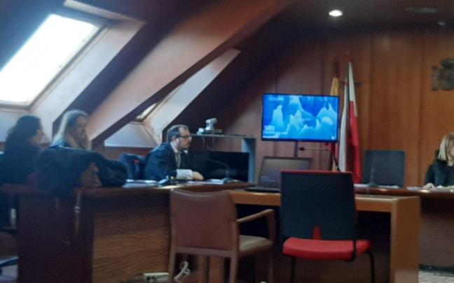 El acusado de dejar morir a su madre no ha comparecido este miércoles al juicio.