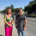Edurne Maguregi y Mikel Urrutia, con la parada de Muntsaratz al fondo