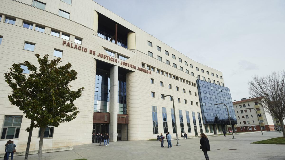 Imagen del exterior del Palacio de Justicia de Navarra