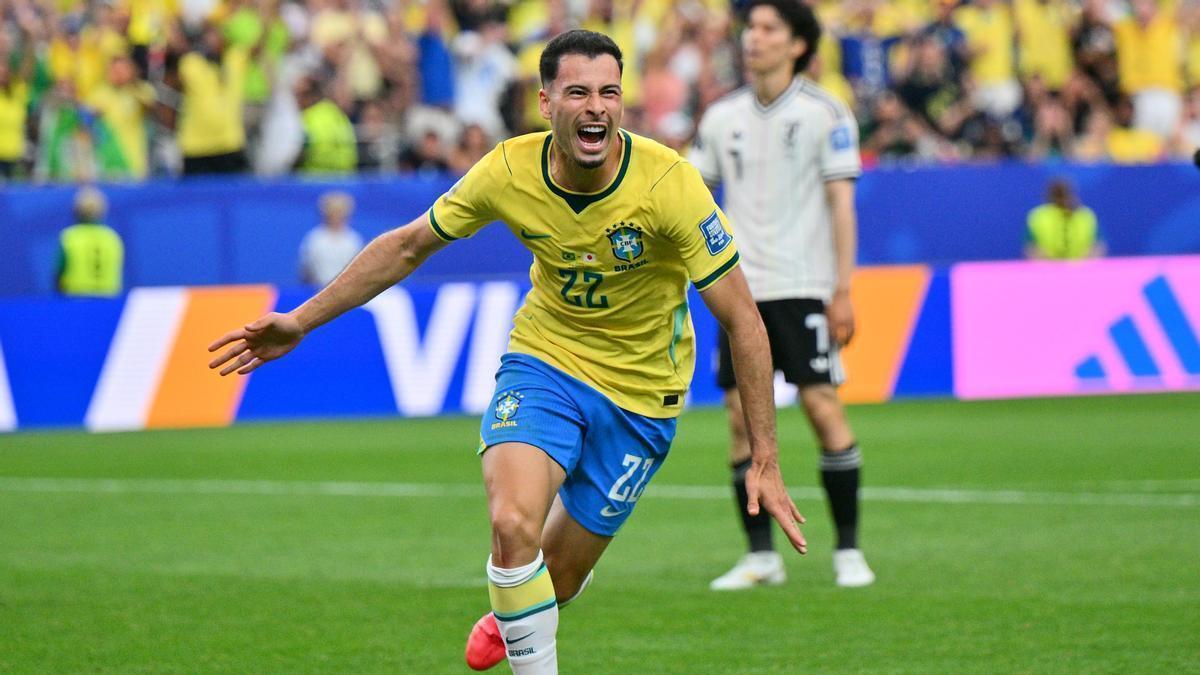 El jugador de la selección brasileña, Gabriel Martinelli, celebrando el tanto de la victoria frente a Japón.