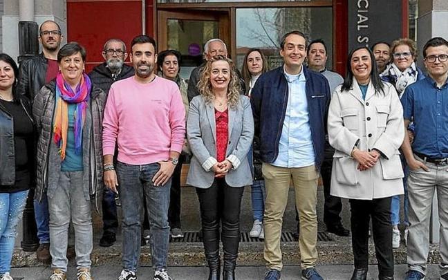 Las y los integrantes de la candidatura socialista. | FOTO: PSE-EE Las y los integrantes de la candidatura socialista. | FOTO: PSE-EE