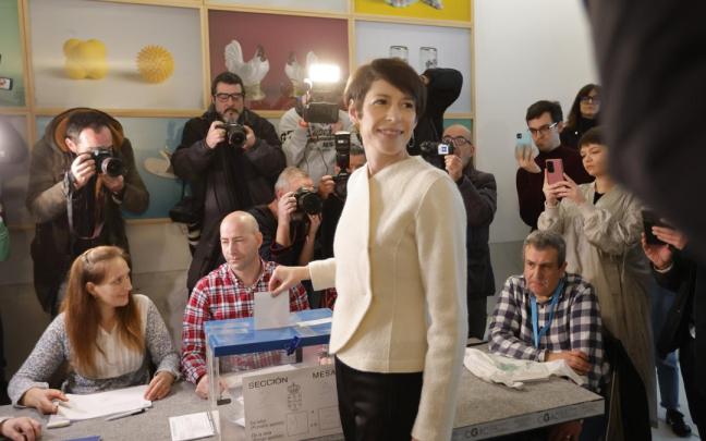 Ana Pontón emite su voto este 18-F.