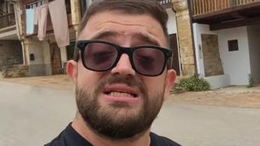 "Cuando un pueblo pierde su último bar, no pierde solo un negocio, pierde una parte de su memoria, pierde el punto de encuentro, pierde historias que hacían que todos se conocieran. Y eso no hay reforma ni franquicia que lo reemplace.”