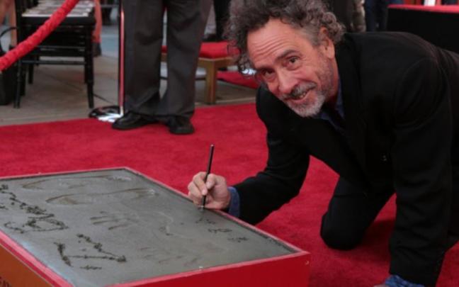Tim Burton, en el Paseo de la Fama de Hollywood