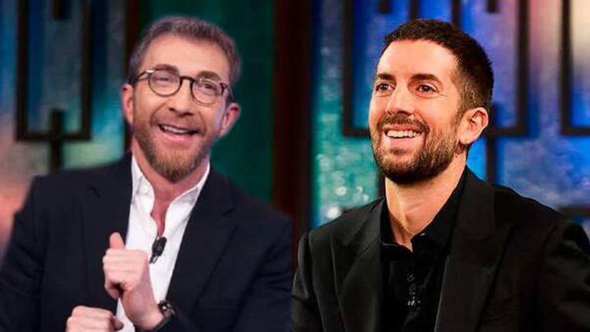 Pablo Motos, presentador de 'El Hormiguero', y David Broncano, el de 'La Revuelta'