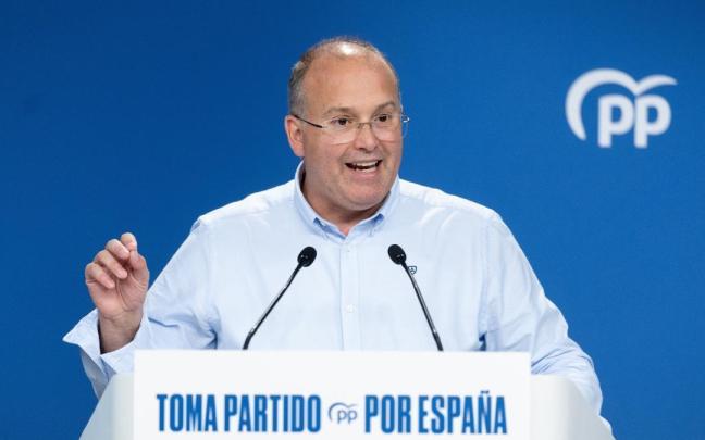 El secretario general del Partido Popular, Miguel Tellado, durante la rueda de prensa