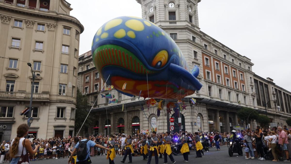 Desfile de la Ballena / Ayuntamiento de Bilbao. 