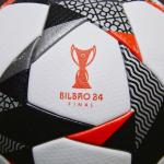 La icónica baldosa de Bilbao diseño único para la final femenina de la Champions | AYTO BILBAO