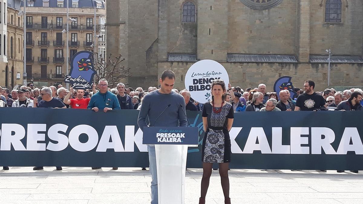 Sara Majarenas junto a Aritz Arginzoniz, en una imagen de archivo.