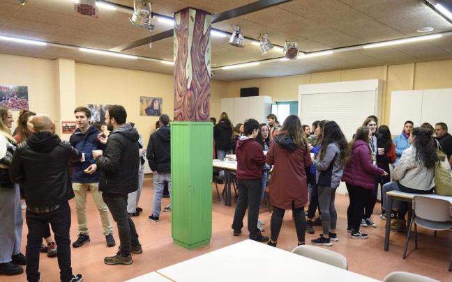 Participantes del Programa Juventud Vasca Cooperante en el albergue foral de Barria. / Irekia Participantes del Programa Juventud Vasca Cooperante en el albergue foral de Barria.