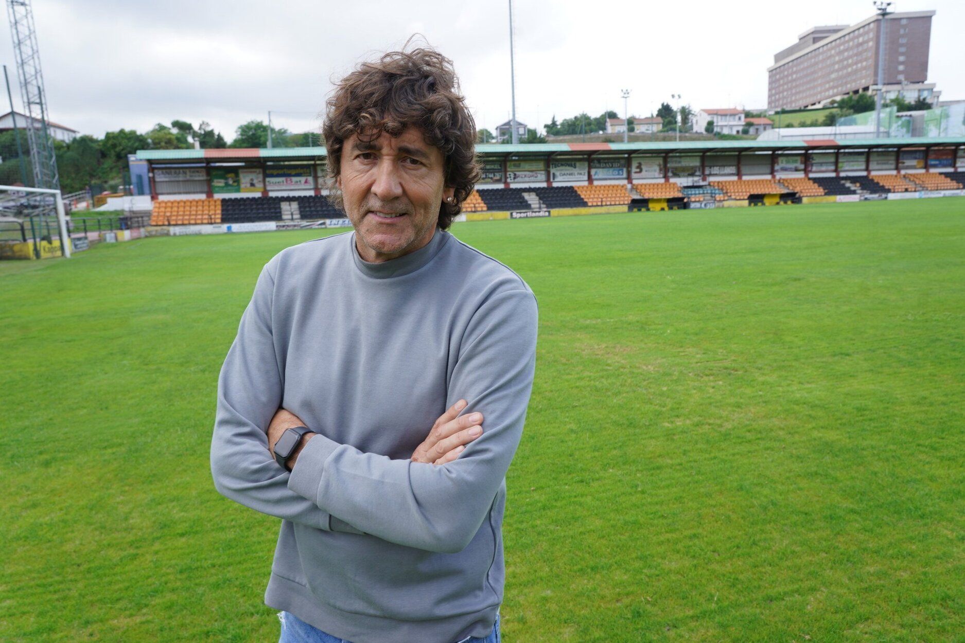 Además de futbolista, Patxi Salinas también ha seguido con su carrera en los terrenos de juego como entrenador. Uno de sus últimos destinos ha sido el Portugalete.