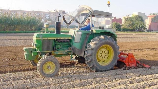 Imagen de archivo de un agricultor