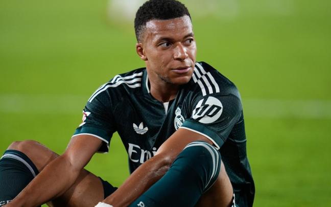 Mbappé, durante el partido ante el Elche.