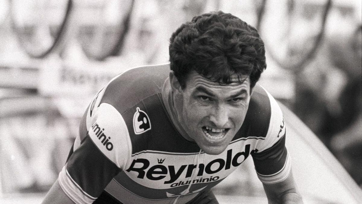 Ángel Arroyo, pionero y segundo en el Tour de Francia 1983.
