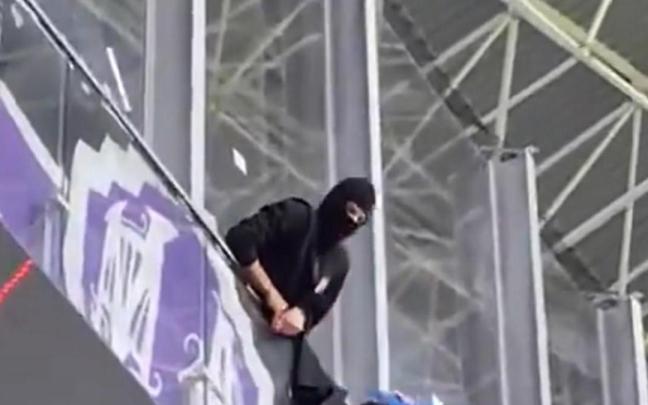 Ultra del Anderlecht en Anoeta. / N.G.