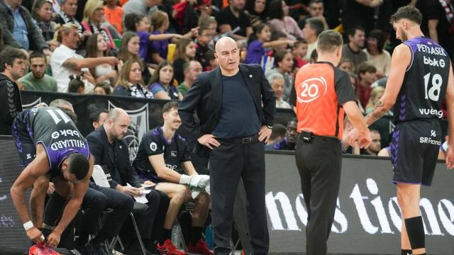 En imágenes: el Surne Bilbao Basket arrolla sin piedad al ZaragozaJosé Mari Martínez