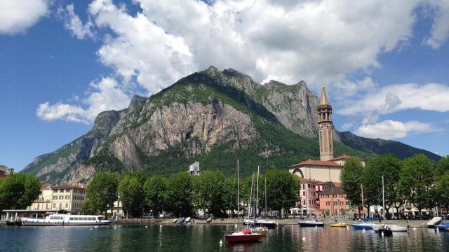 Panorámica de Lecco, en el sureste del Lago de Como.