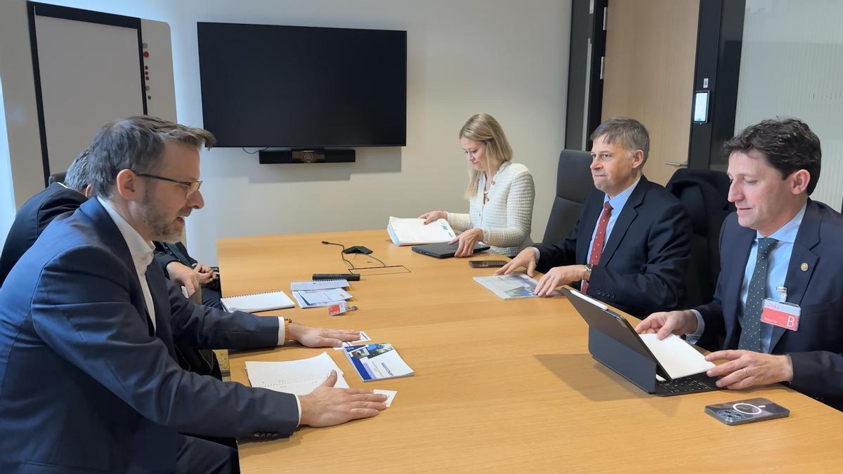 Reunión de la delegación vasca con inversores internacionales en Fráncfort (Alemania).