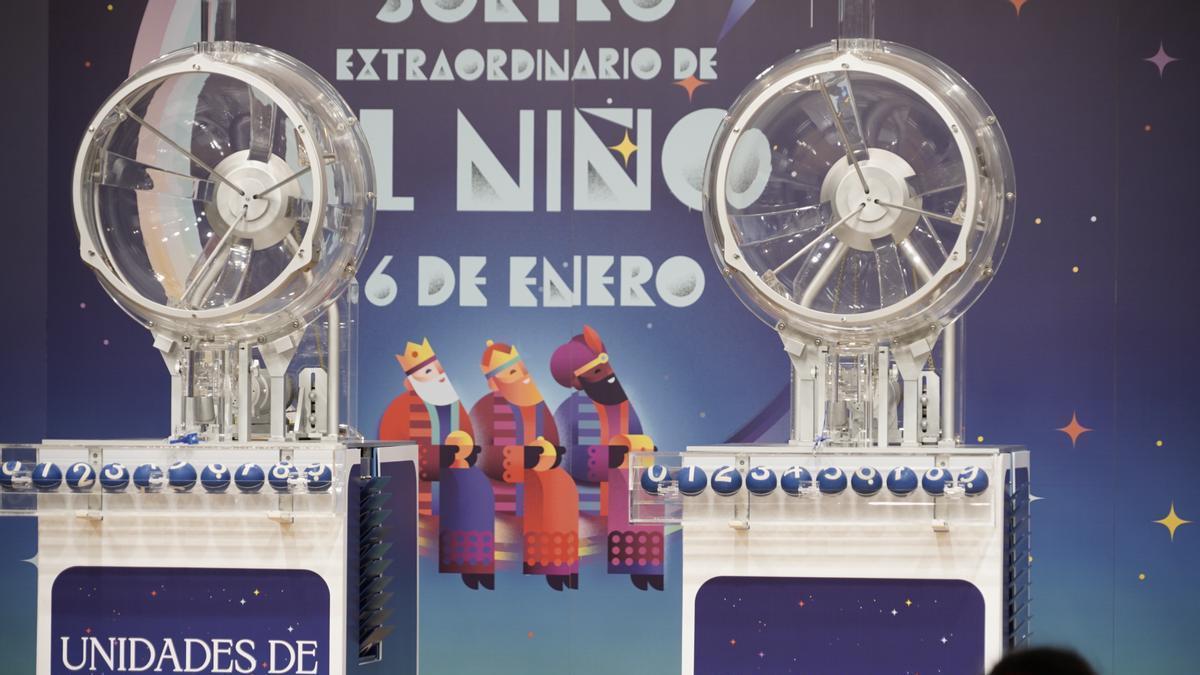 Los bombos que se utilizarán en el Sorteo Extraordinario del Niño.