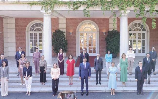 Fuentes del Gobierno español afirman que la nueva composición del Ejecutivo se conocerá en breve