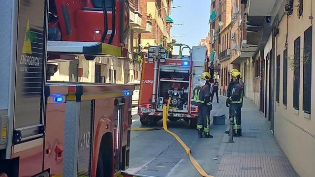Imagen de la intervención de los bomberos en una fuga de gas ajena a esta información.
