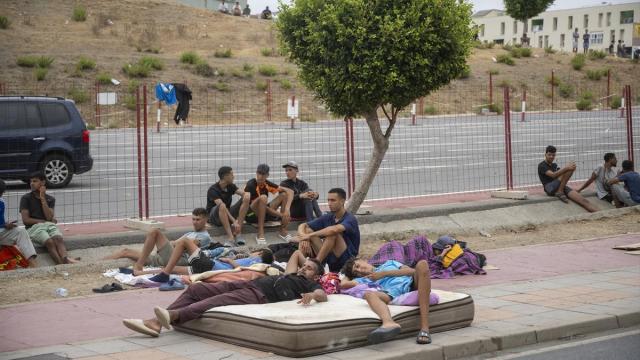 Imágenes de Ceuta un mes después de la entrada masiva de migrantes.