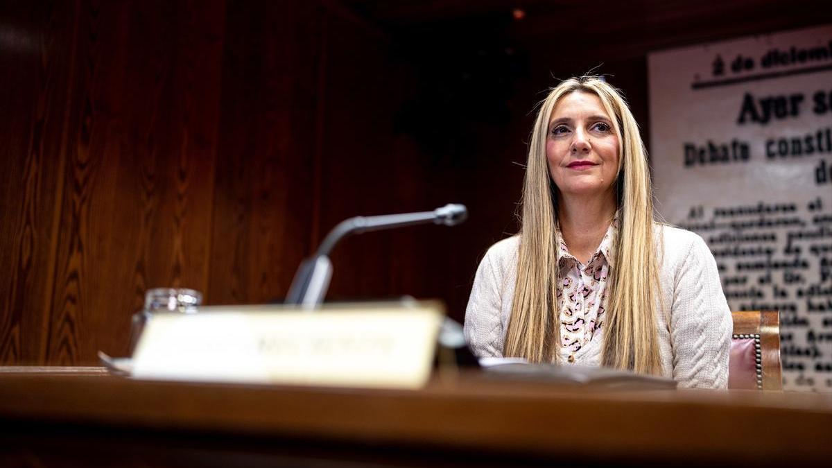 Claudia Montes, la Miss Asturias +40 2017 vinculada al exministro José Luis Ábalos, durante la comisión de investigación del Senado sobre el 'caso Koldo'.