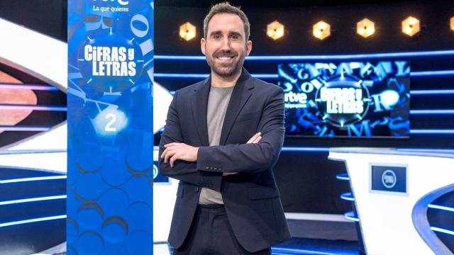 Aitor Albizua, en el plató de 'Cifras y letras'.