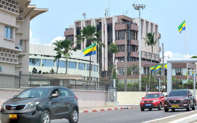 El Palacio Presidencial de Gabón tras el golpe de Estado. El Palacio Presidencial de Gabón tras el golpe de Estado.