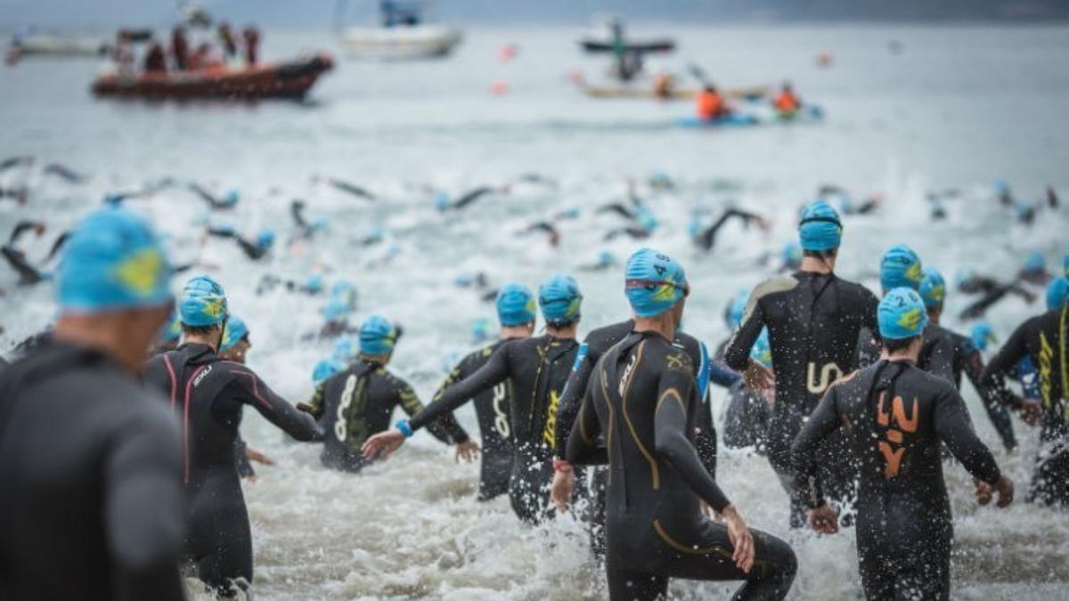 Edición anterior de la triatlón de Zarautz.