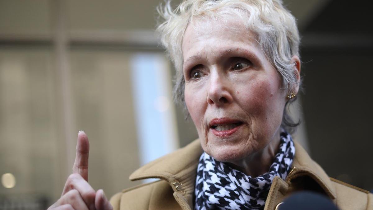 La periodista Elisabeth Jean Carroll.