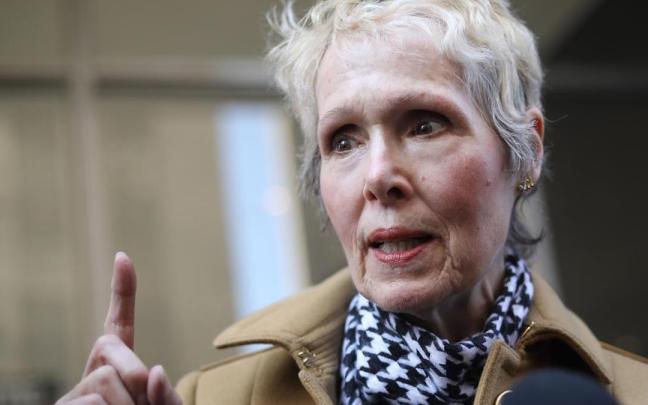 La periodista Elisabeth Jean Carroll.