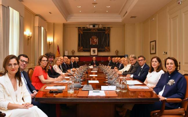 Los nuevo veinte vocales durante el primer pleno del octavo mandato del Consejo General del Poder Judicial / EP Los nuevo veinte vocales durante el primer pleno del octavo mandato del Consejo General del Poder Judicial