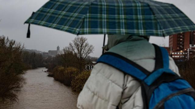 La Aemet ha elevado a nivel rojo la alerta por lluvias en el litoral sur de la provincia de Valencia