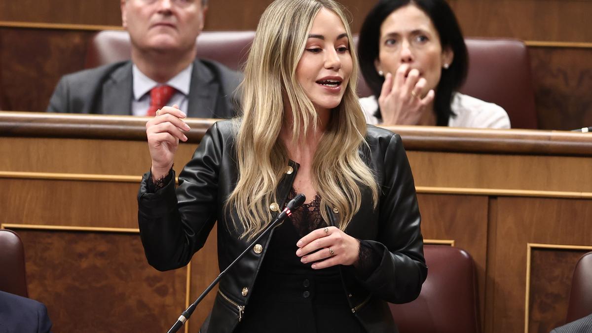 Noelia Núñez interviene durante una sesión de control al Gobierno, en el Congreso de los Diputados