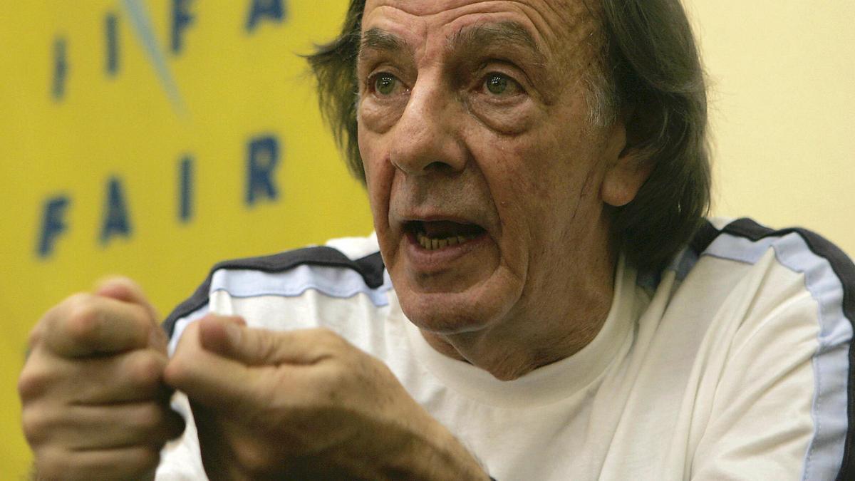 Fallece el ex seleccionador argentino César Luis Menotti.