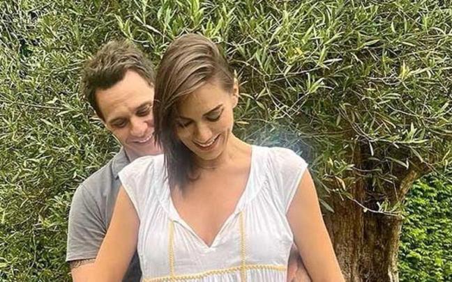 La feliz pareja Patricia Pardo y Christian Gálvez La feliz pareja Patricia Pardo y Christian Gálvez