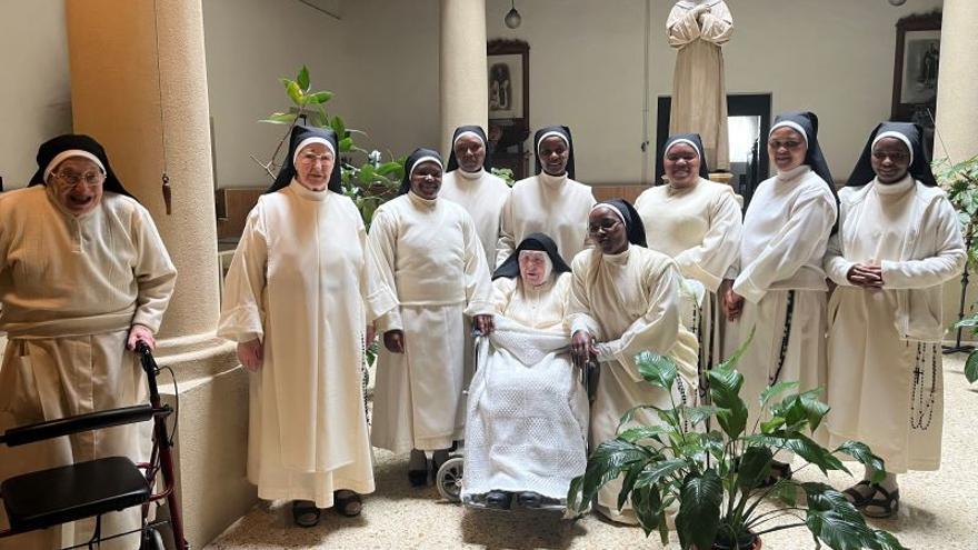 Imagen de las Dominicas del convento elorriarra